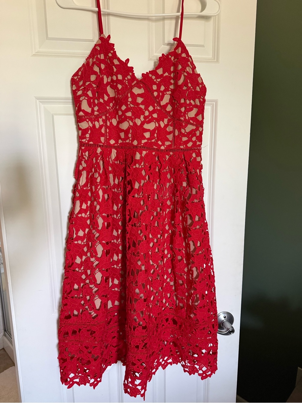 Lace-like cocktail dress